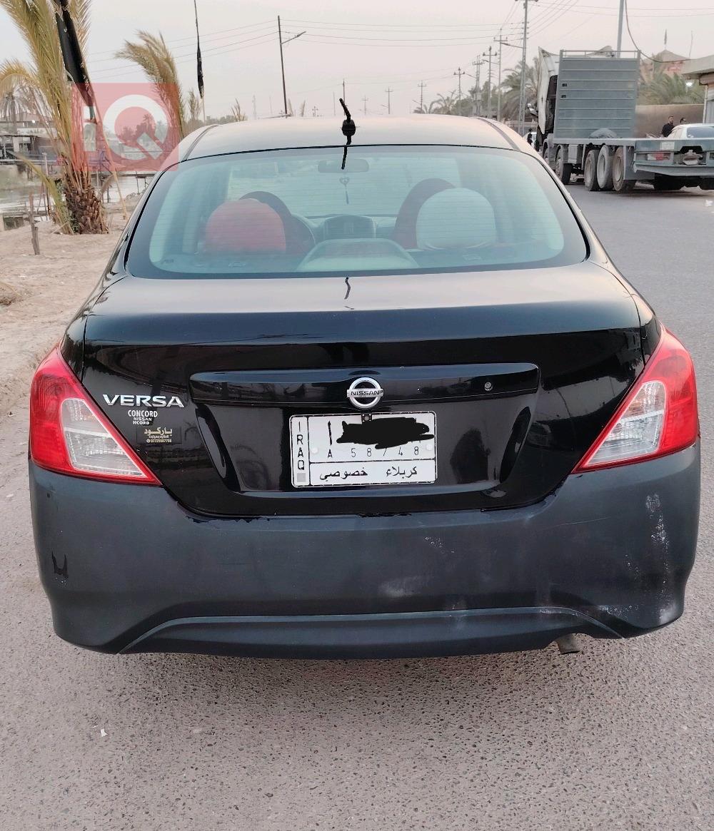 نیسان ڤێرسا